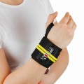 Sportowy usztywniacz na nadgarstek